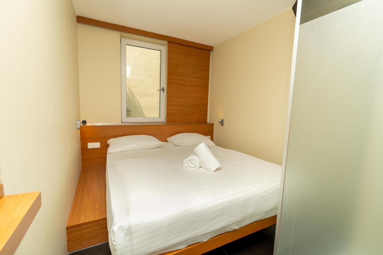 Hotel Duesseldorfer Hof Франкфурт-на-Майне Экстерьер фото