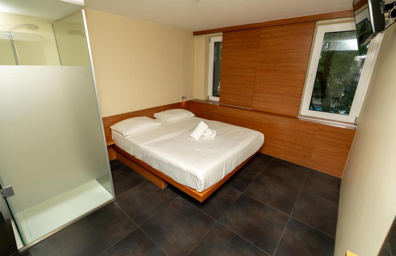 Hotel Duesseldorfer Hof Франкфурт-на-Майне Экстерьер фото