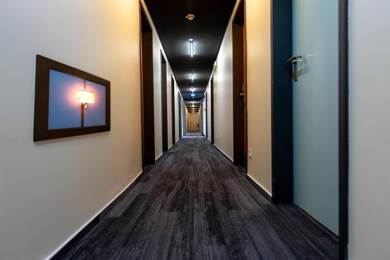 Hotel Duesseldorfer Hof Франкфурт-на-Майне Экстерьер фото